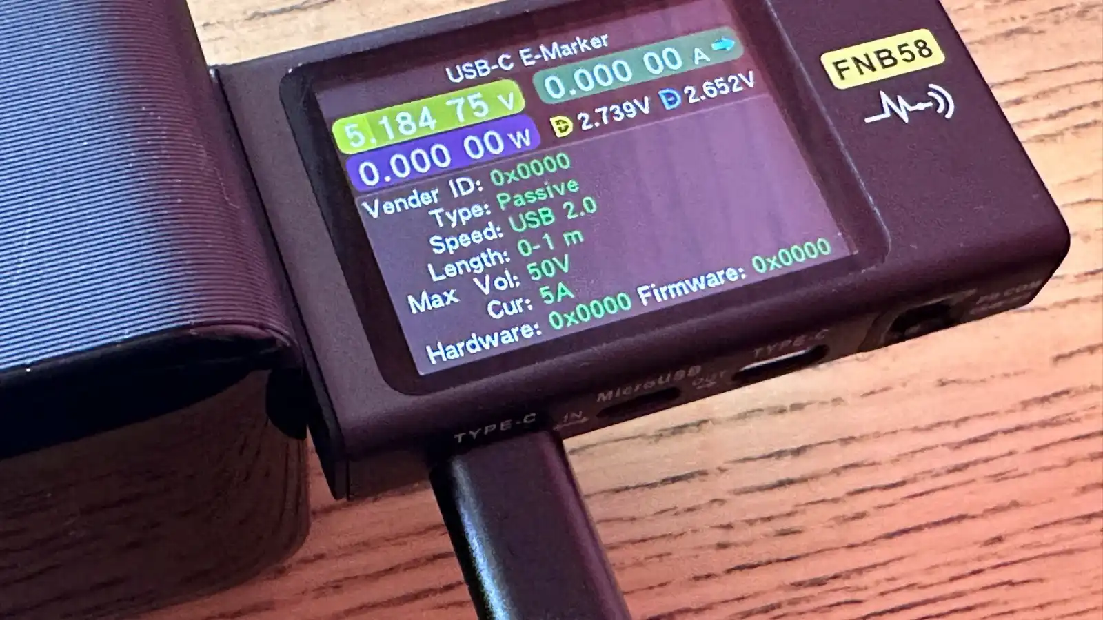 El chip e-marker: un componente esencial para recargar un portátil